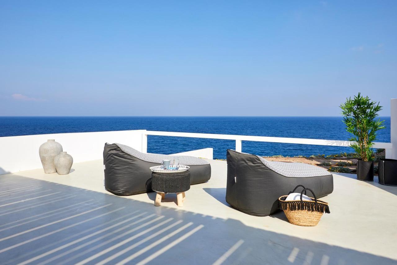 Infinite Blue Luxury Suites Fira  Ngoại thất bức ảnh